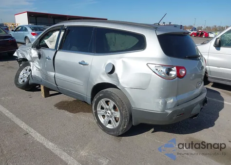 2010 Chevrolet Traverse Lt z USA, uszkodzony, nr VIN 1GNLRFED5AS122139
